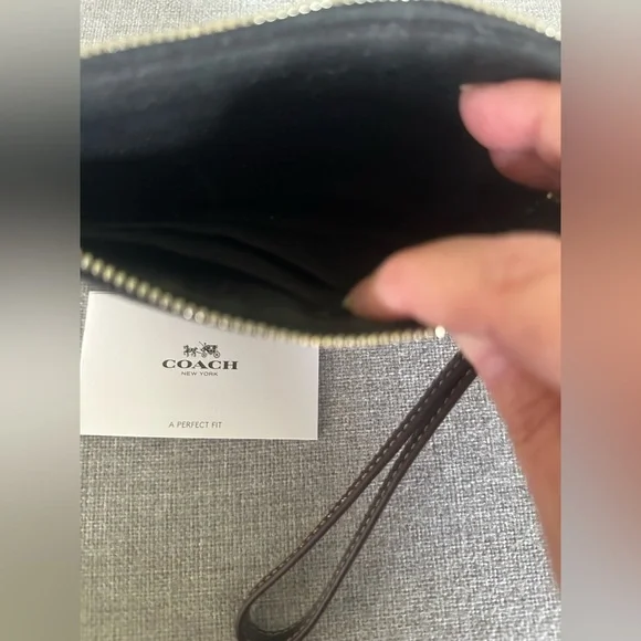 COACH Black Grey Zip Wristlet - Picture 4 of 4